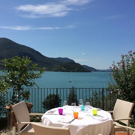 Castello Oldofredi 4* Monte Isola