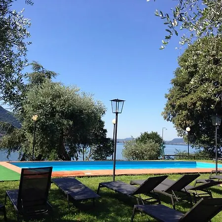 Lägenhetshotell Castello Oldofredi 4*